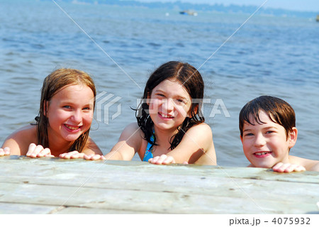 Children in a lake 4075932