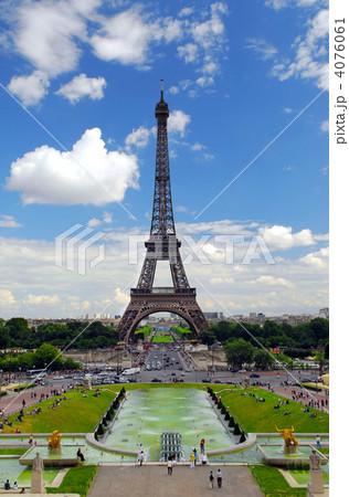 Eiffel tower from Trocadero 4076061