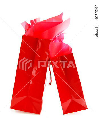 Red shopping bags 4076246