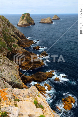 Atlantic coast in Brittany 4076711