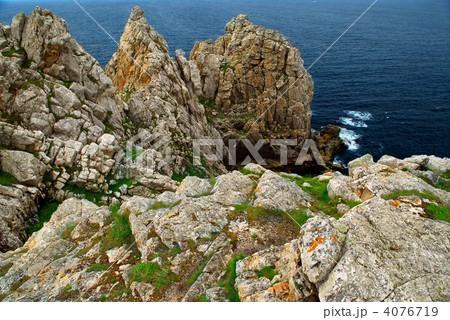 Atlantic coast in Brittany 4076719