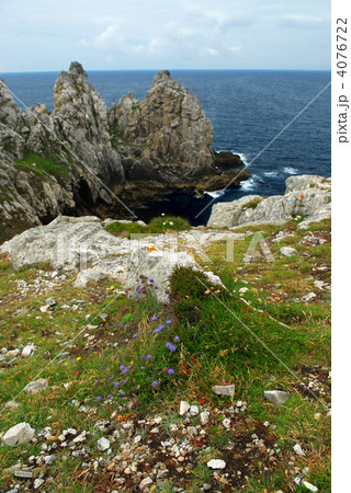 Atlantic coast in Brittany 4076722