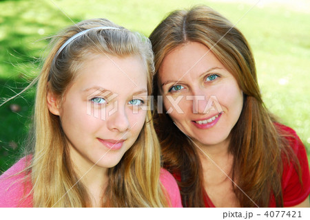 Mother and daughter Mother and daughter 4077421