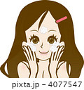 洗顔する女性 4077547