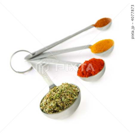 Spices in measuring spoons Spices in measuring spoons 4077873