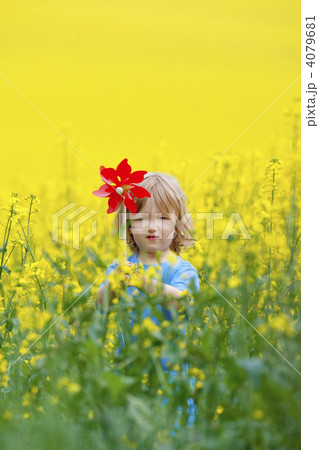 boy with pinwheel boy with pinwheel 4079681