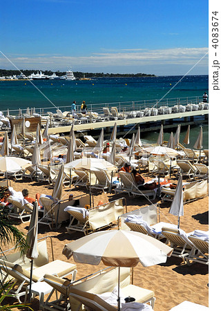 Beach in Cannes 4083674