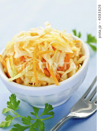 Bowl of coleslaw 4083826