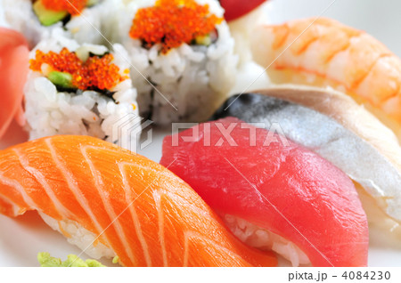 Sushi and california rolls Sushi and california rolls 4084230