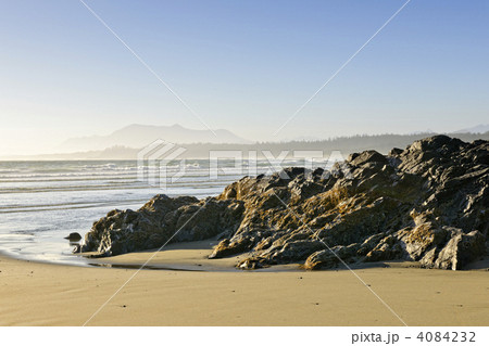 Coast of Pacific ocean, Vancouver Island, Canada Coast of Pacific ocean, Vancouver Island, Canada 4084232