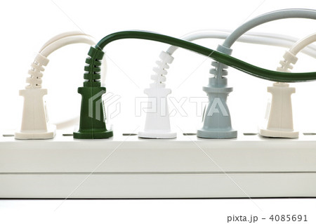Wires plugged into power bar 4085691