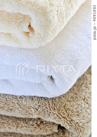 Stack of towels 4091692
