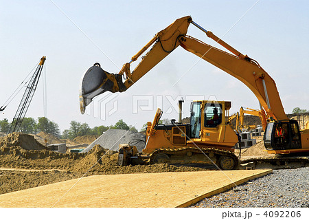 Construction site machines 4092206