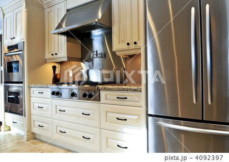 Kitchen interior 4092397