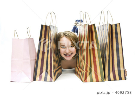 Teenage girl with shopping bags 4092758