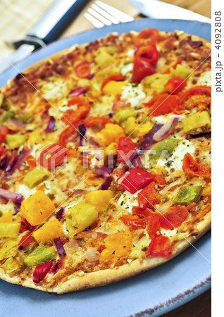 Vegetarian pizza 4092808