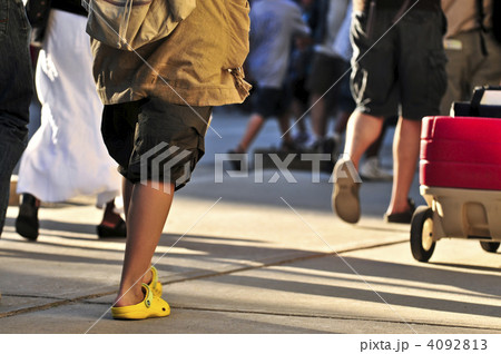 Walking people 4092813