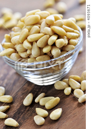 Bowl of pine nuts Bowl of pine nuts 4093671