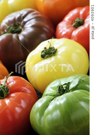 Heirloom tomatoes Heirloom tomatoes 4093901