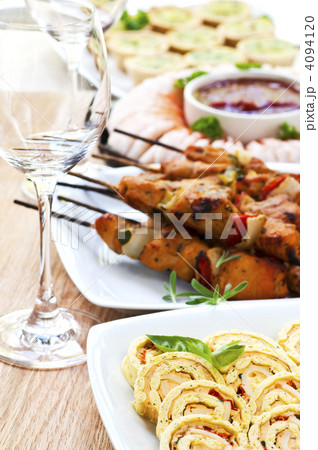 Assorted appetizers Assorted appetizers 4094120