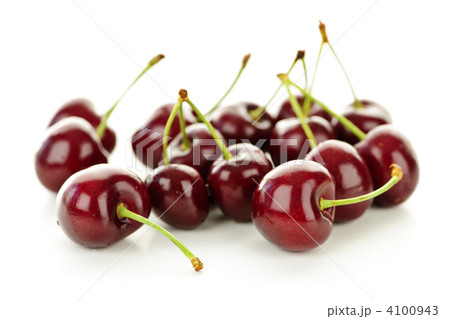 Fresh cherries 4100943