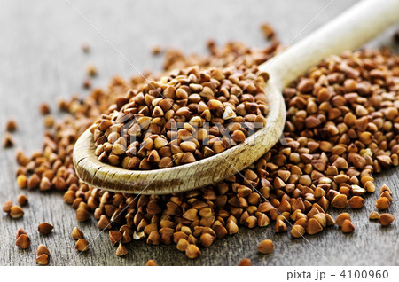 Buckwheat grain 4100960