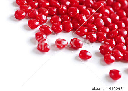 Valentine cinnamon heart candies 4100974