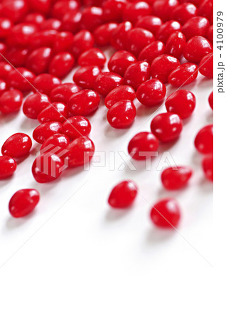 Valentine cinnamon heart candies Valentine cinnamon heart candies 4100979