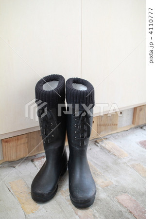 リブ付きの冬用長靴　ロングラバーブーツ 4110777