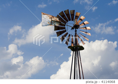 Old rusty windmill 4114068