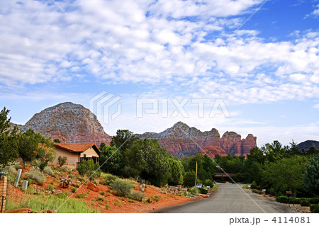 Quiet street in Sedona Quiet street in Sedona 4114081