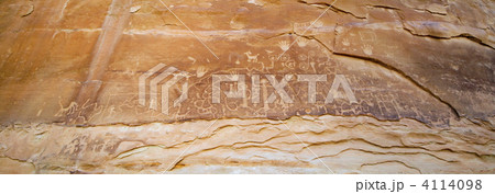 Petrographs 4114098