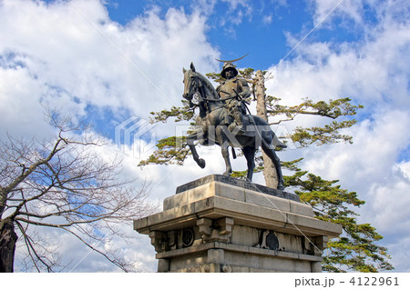 伊達政宗騎馬像(仙台城本丸跡)【宮城県仙台市】 伊達政宗騎馬像(仙台城本丸跡)【宮城県仙台市】 4122961