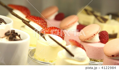 プチケーキ 4122984