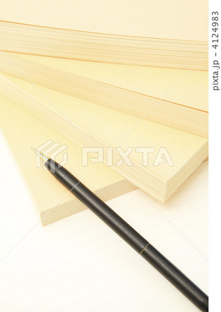 本とノート 4124983