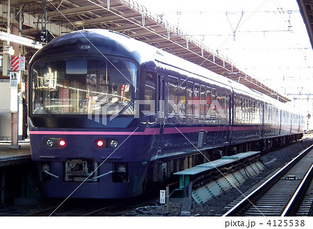 お座敷山梨いちご狩り号　華485系　中野駅 4125538