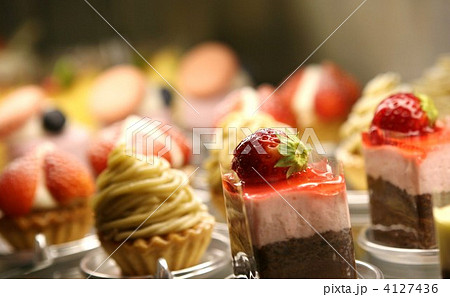 プチケーキ 4127436