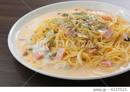 カルボナーラ 4137523