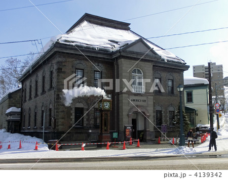 小樽オルゴール堂の蒸気時計（北海道小樽市） 4139342