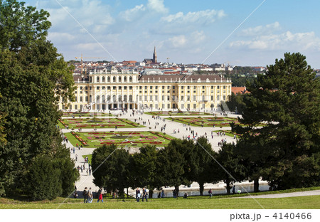 Schoenbrunn Palace and garden vienna Schoenbrunn Palace and garden vienna 4140466