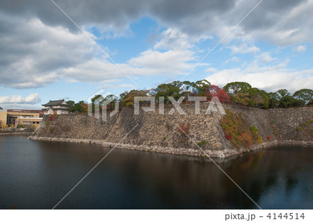 大阪城　西外堀と乾櫓 4144514