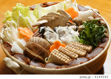 カキの土手鍋 カキの土手鍋 4144545