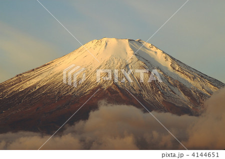 朝焼けの富士 4144651