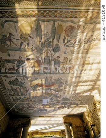 シチリア島のカサーレの古代ローマの別荘 4151099