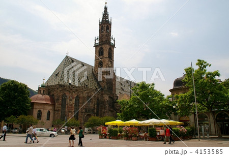 イタリア・トレンティーノ・大聖堂 4153585