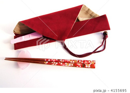 もったいない割り箸のために・桜の柄のマイ箸・横位置 もったいない割り箸のために・桜の柄のマイ箸・横位置 4155695