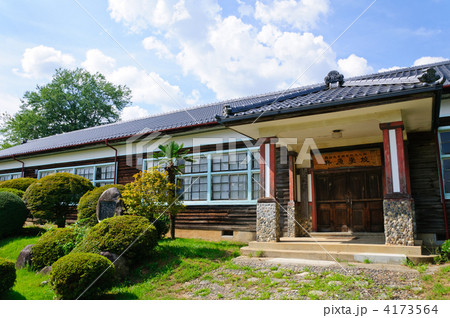 長野県飯田市　旧山本中学校 4173564