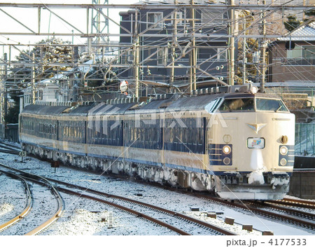 わくわくドリーム号 583系 西船橋駅 わくわくドリーム号 583系 西船橋駅 4177533