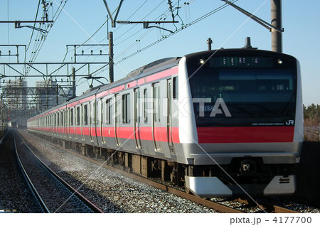 京葉線 E233系 市川塩浜駅 京葉線 E233系 市川塩浜駅 4177700