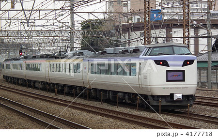 いろどり彩　　485系　鶴見駅 4177718